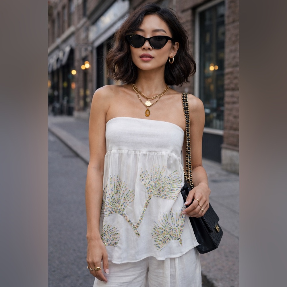 Y2K H&M Cream Strapless Beaded Top – Size 4